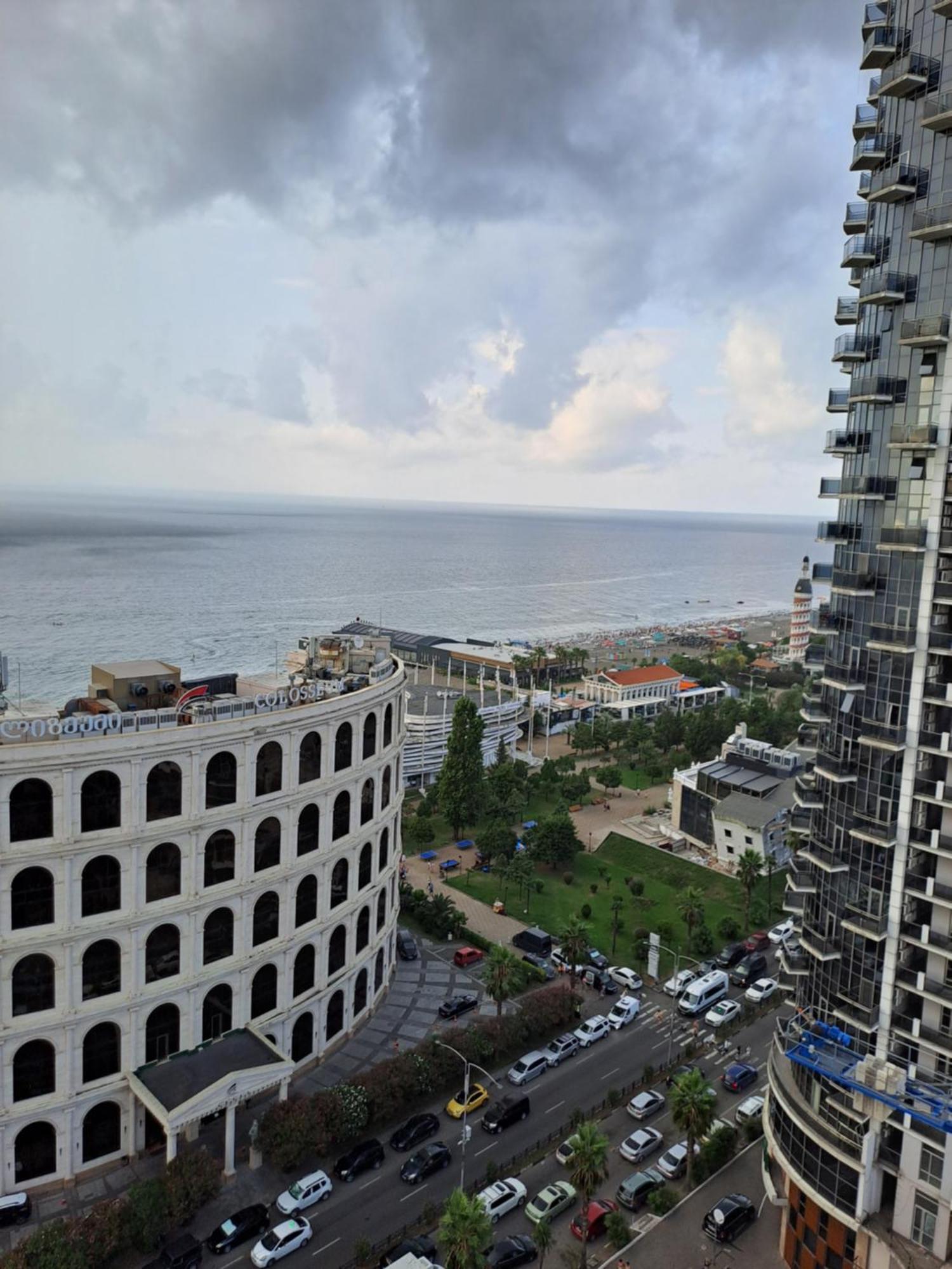 Ferienwohnung Welcome Orbi Batumi Sea View Exterior foto